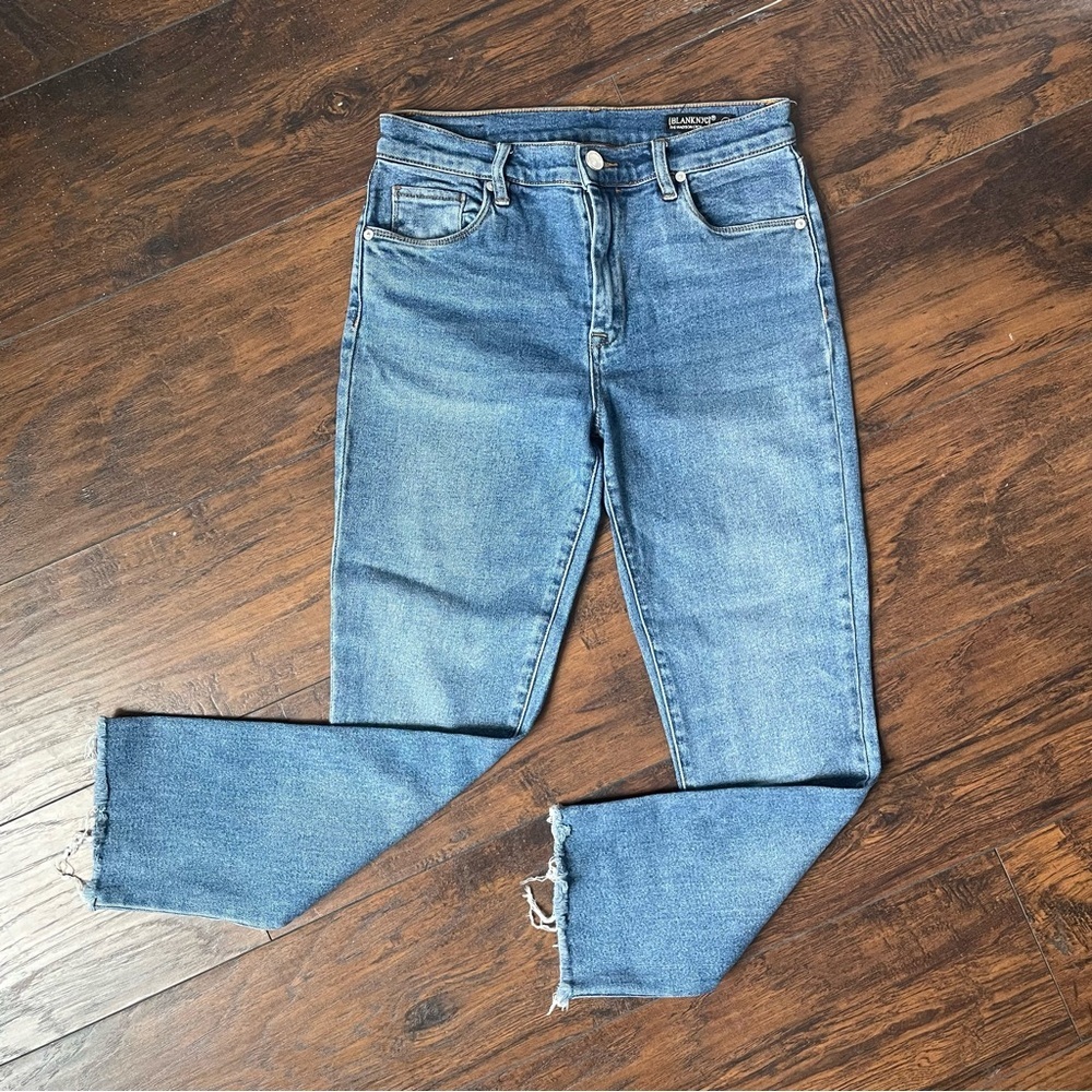 Blank NYC The Madison Crop Raw Hem Medium Wash (Sz 28)